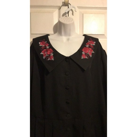 Torrid Disney Minnie Mouse sharp black coat 6 - Picture 4 of 7